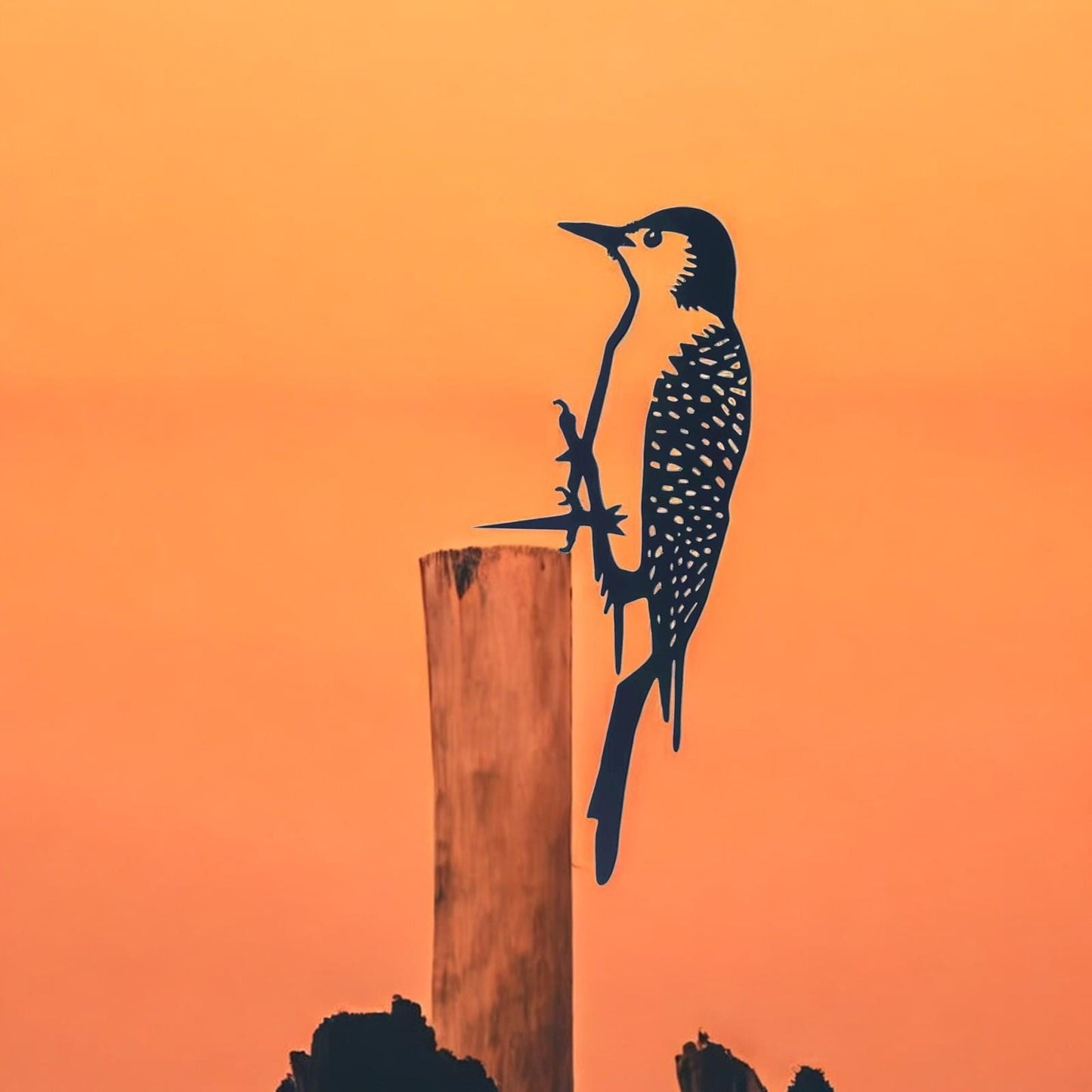 Metal Woodpecker Tree Silhouette – 25cm x 9cm | Rustic Metal Bird Wall Art & Garden Ornament | Weatherproof Hanging Décor for Outdoor