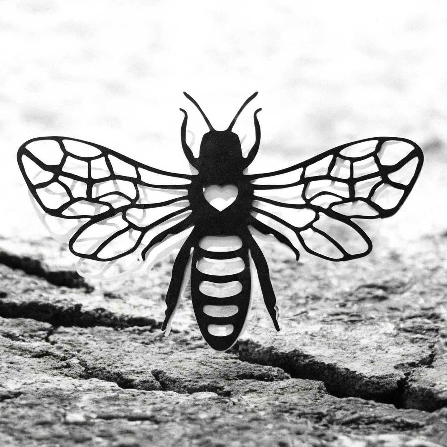 Black Metal Honey Bee Silhouette Wall Art β 24 x 38 CM | Decorative Bee Wall Hanging for Indoor & Outdoor