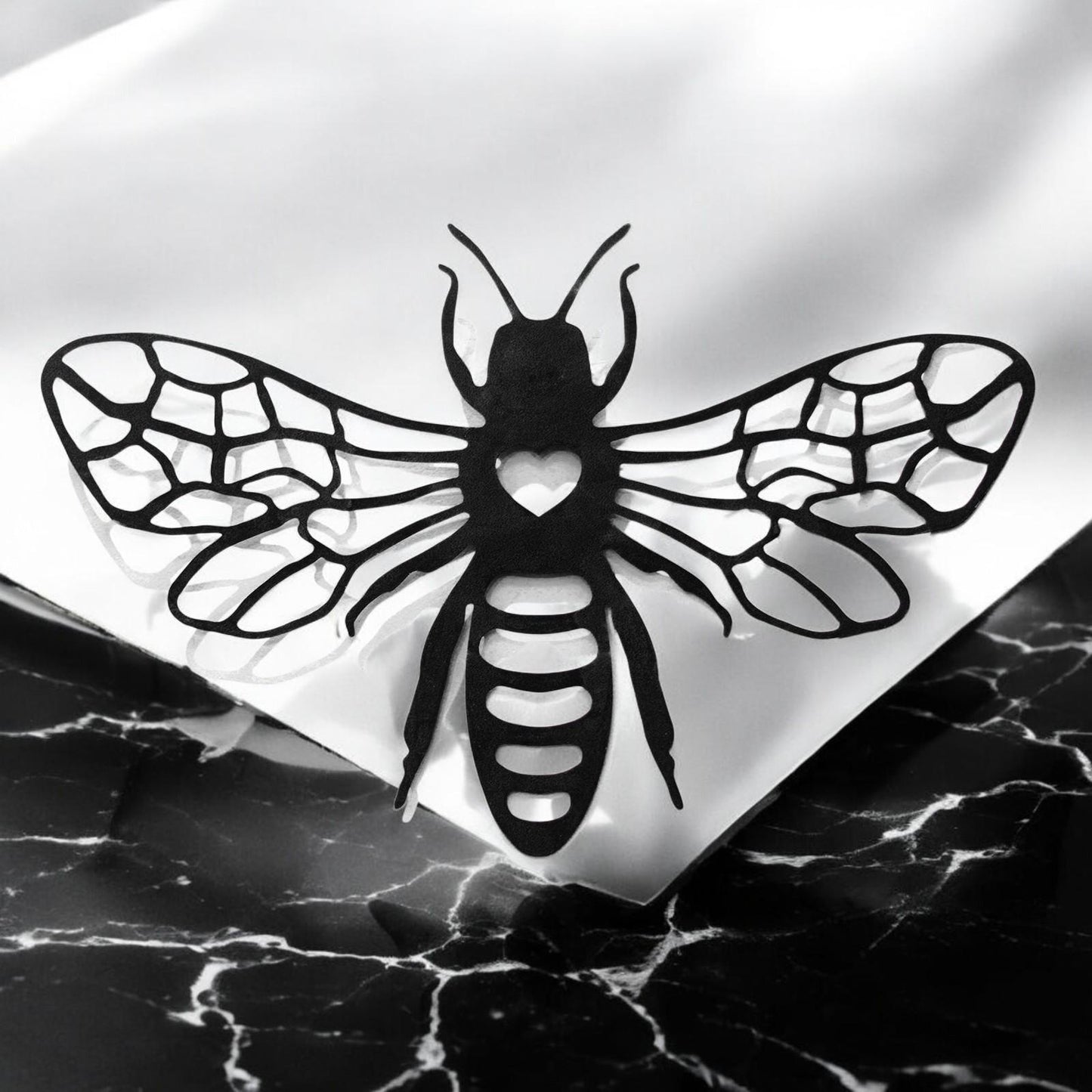 Black Metal Honey Bee Silhouette Wall Art β 24 x 38 CM | Decorative Bee Wall Hanging for Indoor & Outdoor
