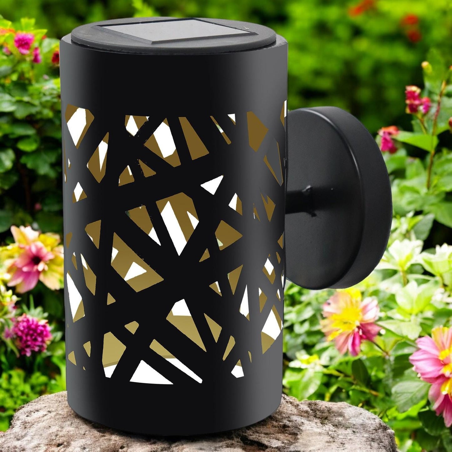 Metal Weave Wall Mounted Solar Light β 15.5 x 9.5 x 13.5 CM | Solar-Powered LED Outdoor Wall Sconce