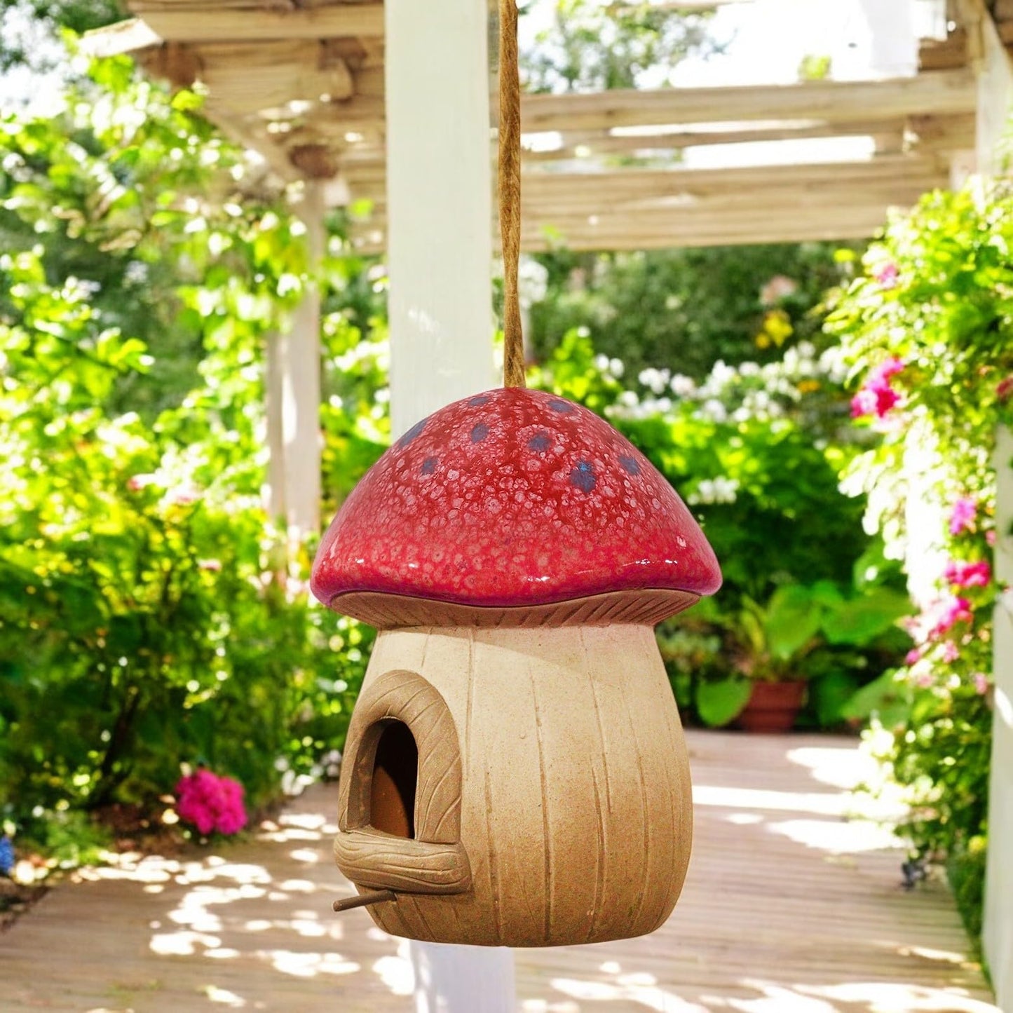 Red Terracotta Mushroom Bird House (19cm x 14.5cm x 13cm) – Decorative Hanging or Freestanding Birdhouse for Garden, Patio & Outdoor Décor – Durable & Weather-Resistant Nesting Shelter for Birds
