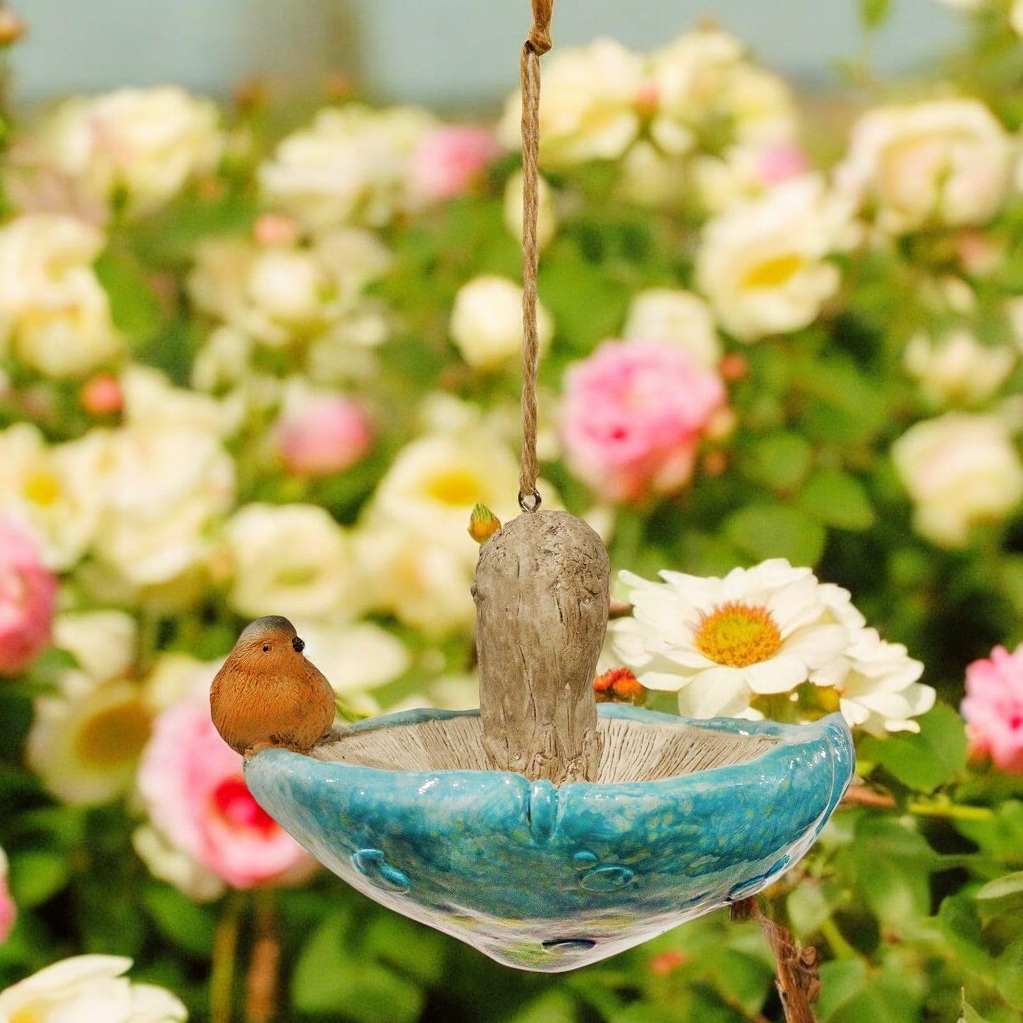 Blue Resin Mushroom Bird Feeder with Robin (15.5cm x 12.5cm x 15cm) – Decorative Hanging or Freestanding Bird Feeder for Garden, Patio & Outdoor Décor – Weather-Resistant Bird Feeding Station