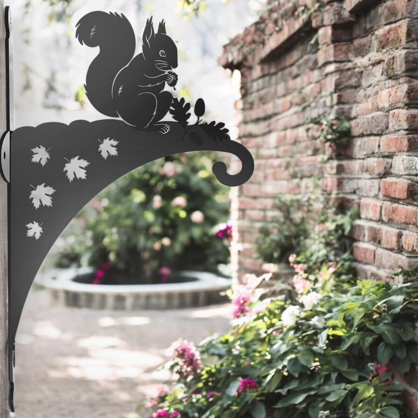 Epsom Door Handle Decorative Metal Squirrel Hanging Basket Bracket – Heavy-Duty Wall Hook for Planters, Bird Feeders & Outdoor Décor