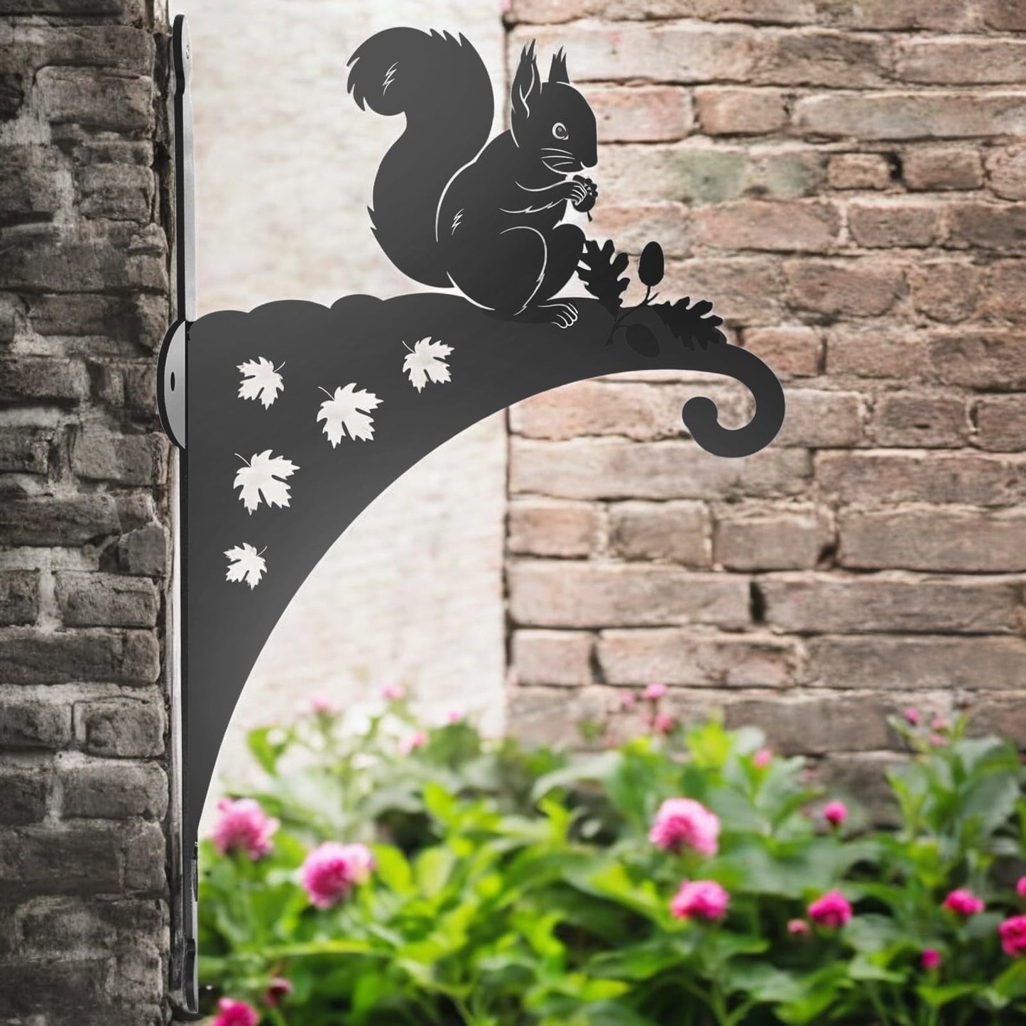 Epsom Door Handle Decorative Metal Squirrel Hanging Basket Bracket – Heavy-Duty Wall Hook for Planters, Bird Feeders & Outdoor Décor