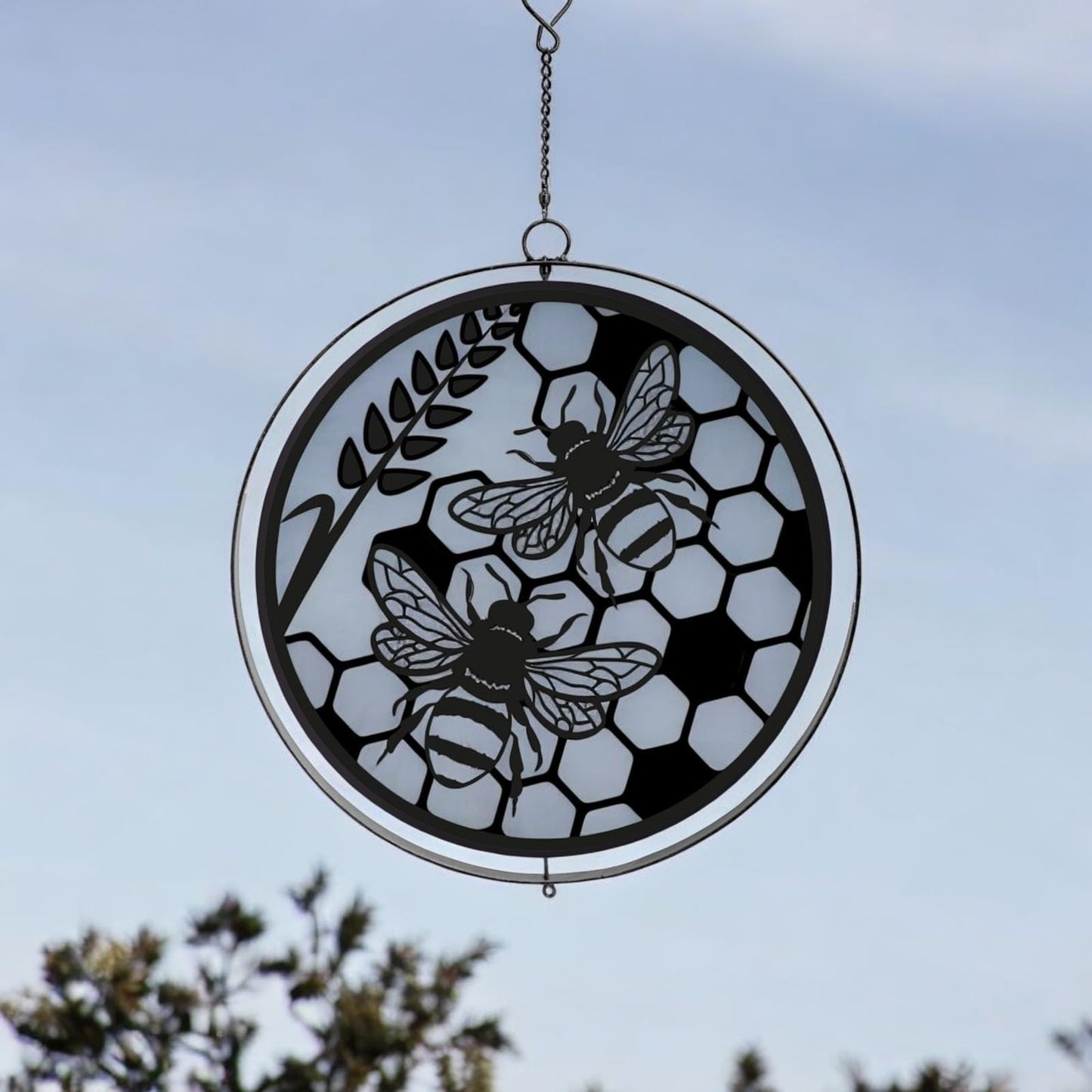 Black Metal Honey Bees Hanging Silhouette Orbit Spinner – 39cm x 23cm | Outdoor & Indoor Wind Spinner for Garden, Patio & Home Décor