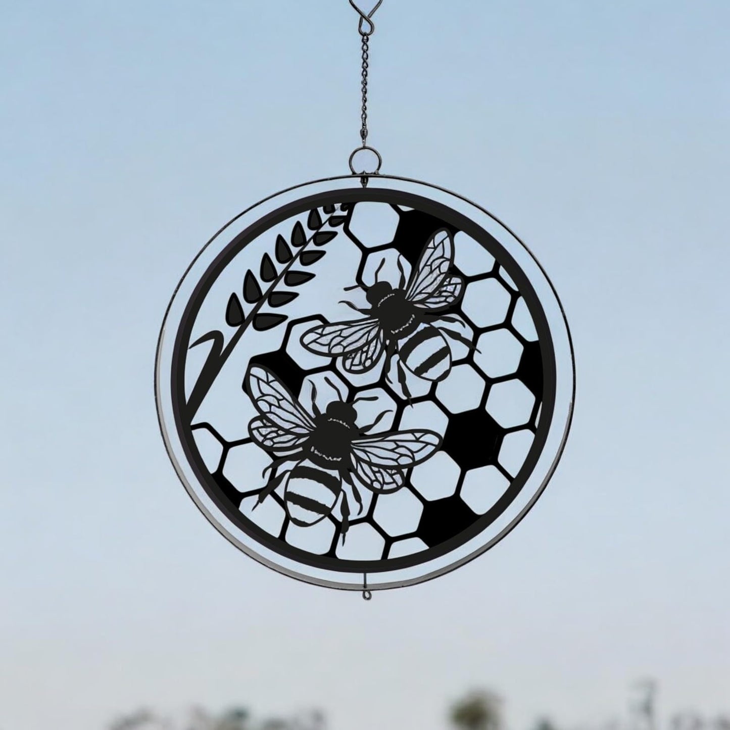 Black Metal Honey Bees Hanging Silhouette Orbit Spinner – 39cm x 23cm | Outdoor & Indoor Wind Spinner for Garden, Patio & Home Décor