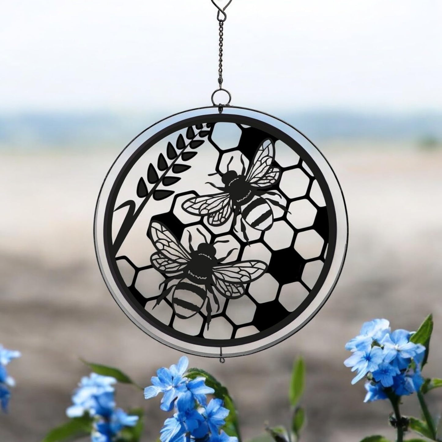 Black Metal Honey Bees Hanging Silhouette Orbit Spinner – 39cm x 23cm | Outdoor & Indoor Wind Spinner for Garden, Patio & Home Décor