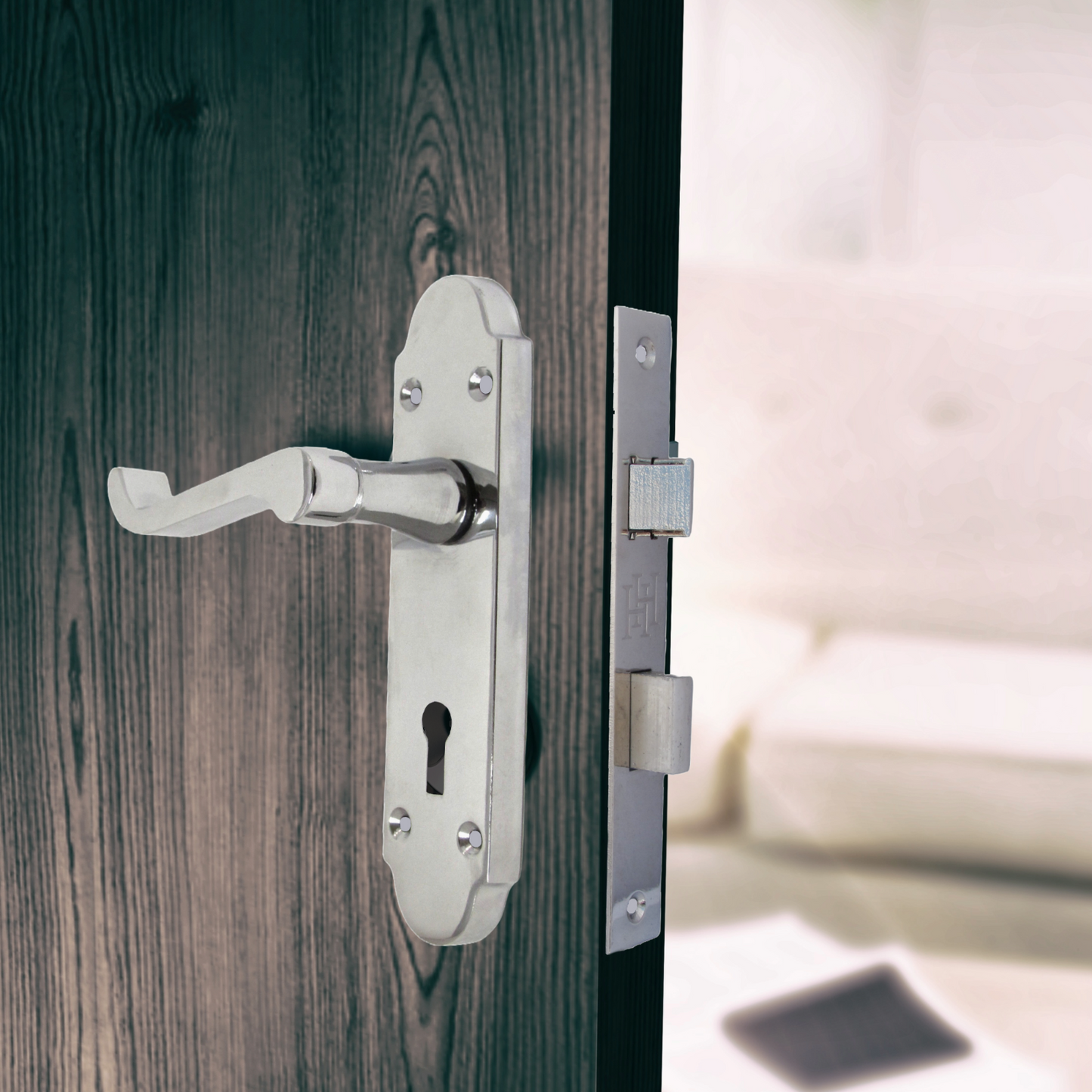 Epsom Door Handles x2 – Chrome Internal Lever Handles for Interior Doors