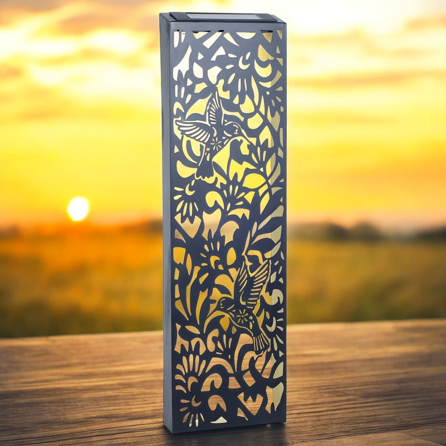 Metal Hummingbird Solar Wall Panel
