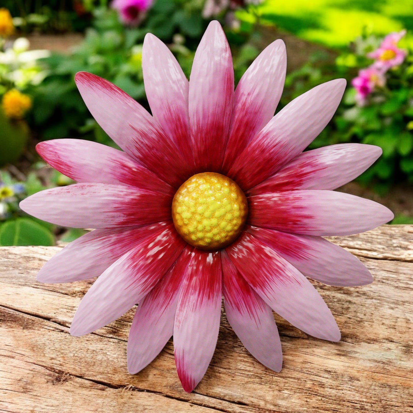 Large Metal Wall Mounted Daisy Pink
