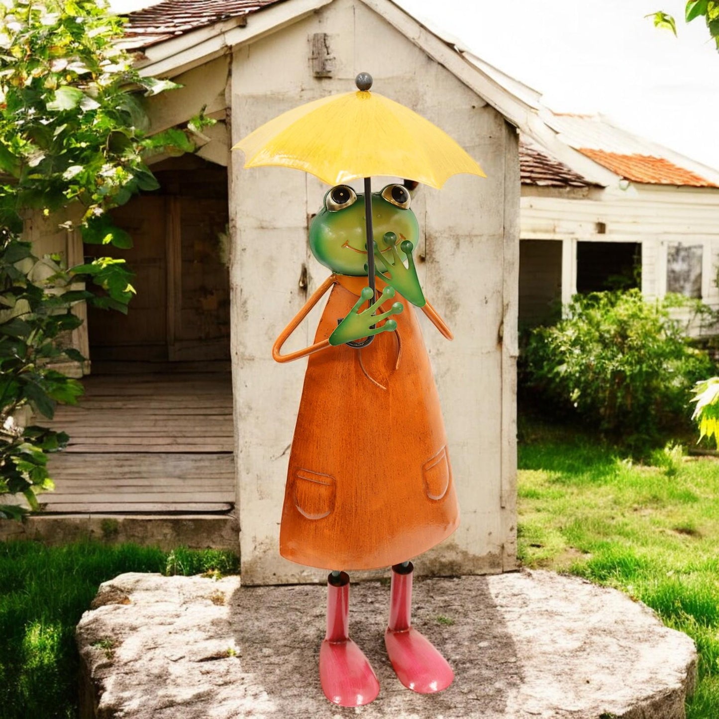 Metal Orange Soggy Froggy (40.5cm x 15cm x 14cm) – Quirky Handcrafted Frog Garden Ornament – Weather-Resistant Metal Frog Statue for Outdoor