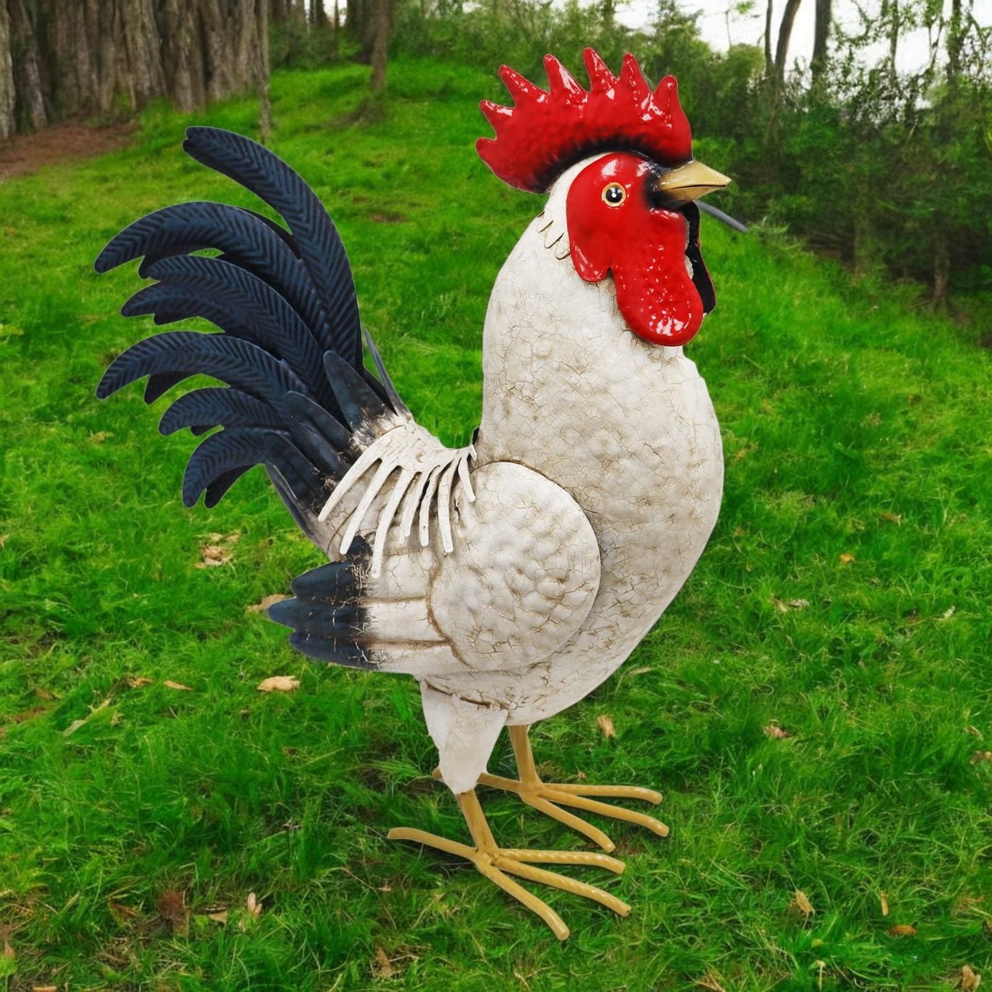 Metal White Cockerel (44cm x 16cm x 36cm) – Handcrafted Rustic Rooster Garden Ornament Farmyard Statue