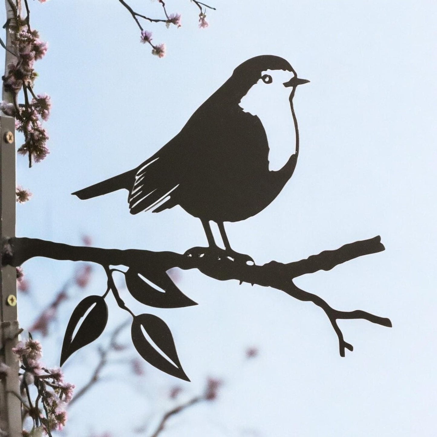 Metal Robin Tree Silhouette – 18cm x 25cm | Decorative Metal Bird Wall Art & Garden Ornament | Hanging Décor for Outdoor