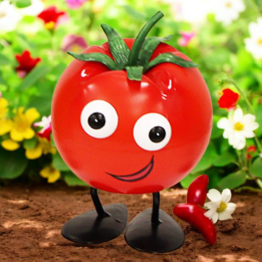 Metal Tomato Veggie Patch Pal – 15.5 x 12 x 11 CM | Fun & Quirky Metal Garden Ornament | Tomato Plant Decor for Vegetable Patches