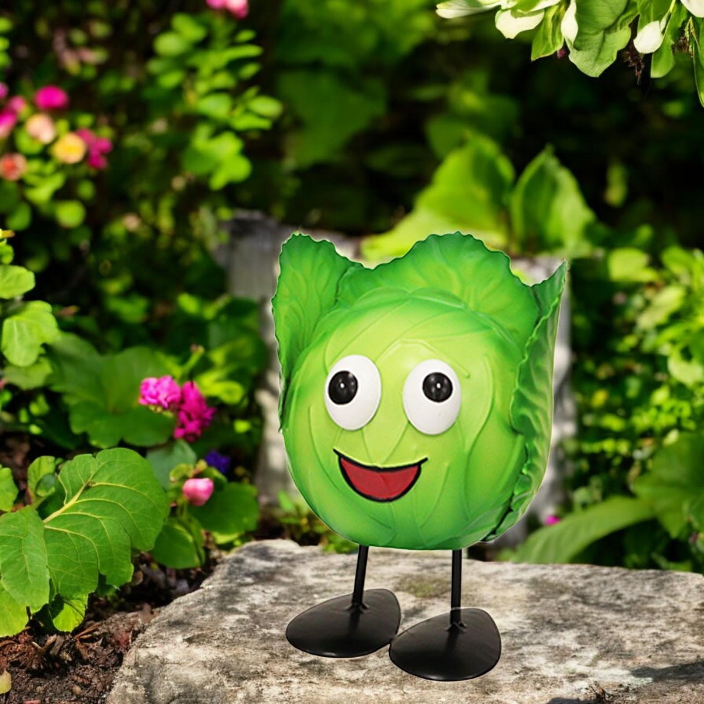 Metal Cabbage Veggie Patch Pal – 15.5 x 11 x 11 CM | Fun & Whimsical Metal Garden Ornament | Outdoor Cabbage Decor for Vegetable Patches