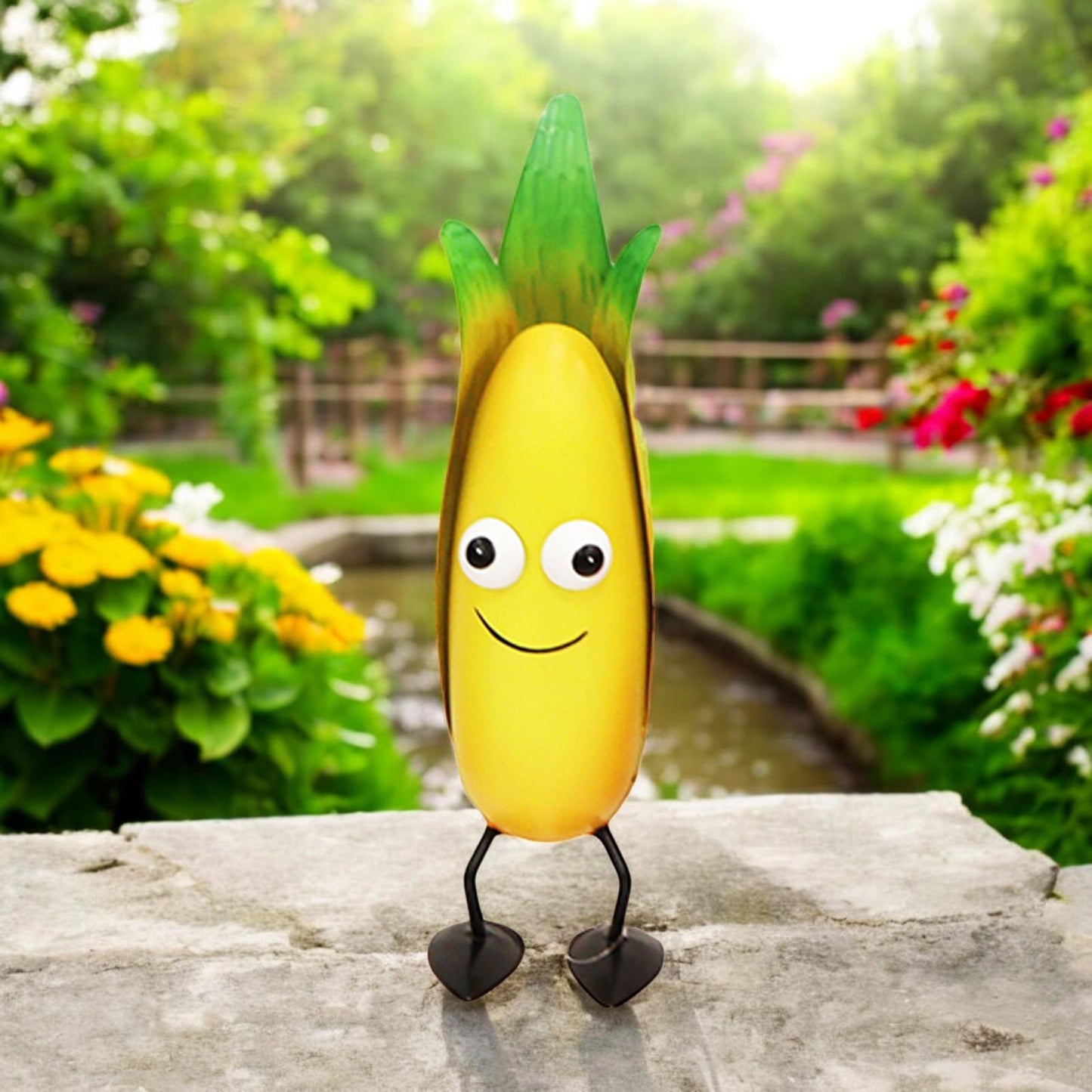 Metal Corn Veggie Patch Pal – 25.5 x 7.5 x 7 CM | Fun & Whimsical Metal Garden Ornament | Outdoor Corn Decor for Vegetable Patches Garden