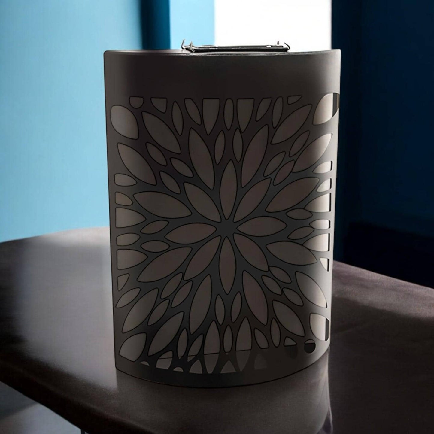 Small Metal Curved Abstract Flower Solar Wall Panel – 25.5 x 19 x 5.5 CM | Solar-Powered Outdoor Wall Art | LED Metal Garden Panel for Patio