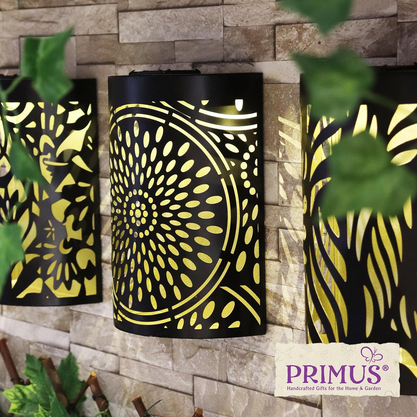 Small Metal Curved Moroccan Solar Wall Panel – 25.5 x 19 x 5.5 CM | Solar-Powered Outdoor Wall Art | Weatherproof Garden Panel for Patio