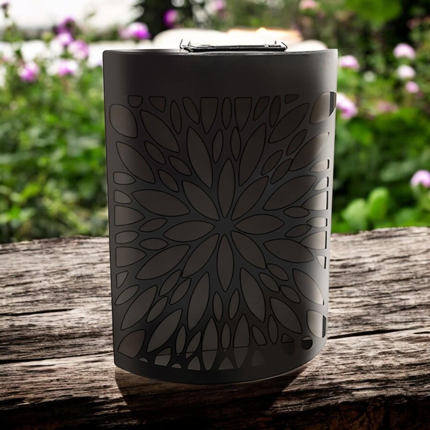 Small Metal Curved Abstract Flower Solar Wall Panel – 25.5 x 19 x 5.5 CM | Solar-Powered Outdoor Wall Art | LED Metal Garden Panel for Patio