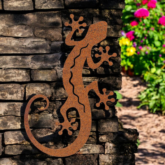 Rusted Metal Gecko Silhouette Wall Art – 51 x 19 CM | Rustic Lizard Wall Décor for Indoor & Outdoor