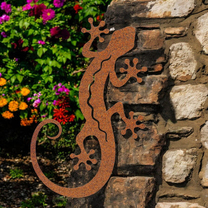 Rusted Metal Gecko Silhouette Wall Art – 51 x 19 CM | Rustic Lizard Wall Décor for Indoor & Outdoor