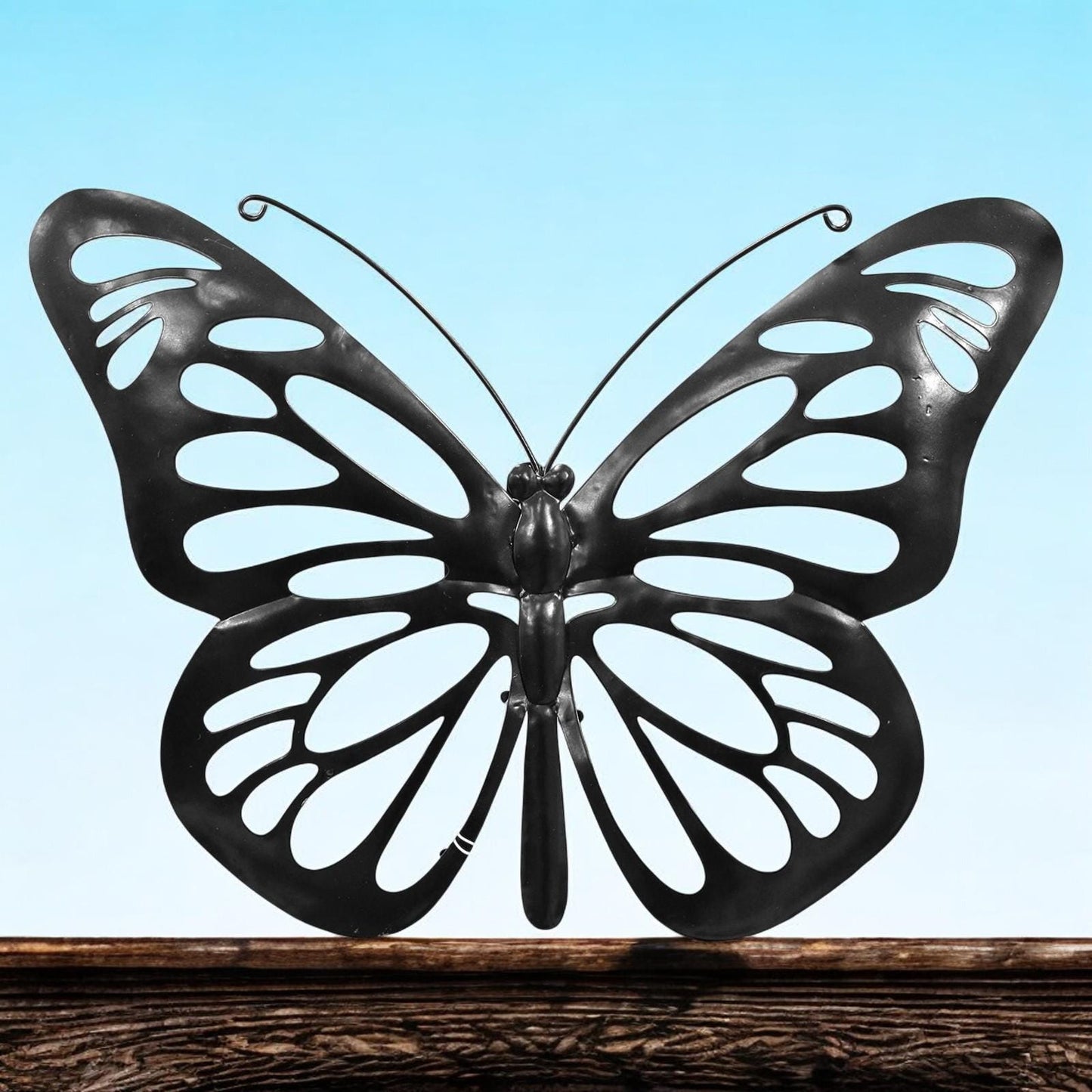 Butterfly Solar Backlit Wall Art – 25 x 34.5 CM | Solar-Powered Metal LED Wall Décor | Weatherproof Butterfly Garden Art