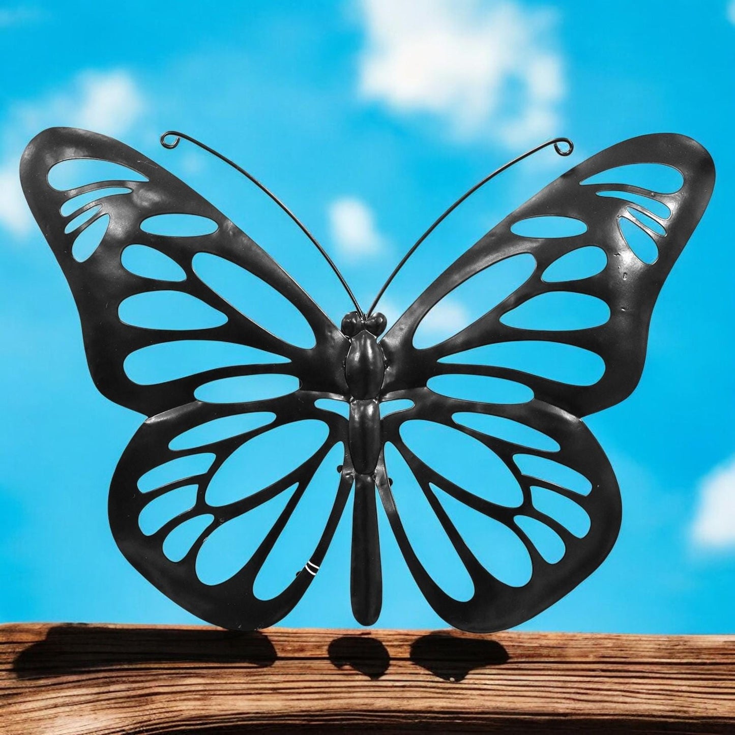 Butterfly Solar Backlit Wall Art – 25 x 34.5 CM | Solar-Powered Metal LED Wall Décor | Weatherproof Butterfly Garden Art