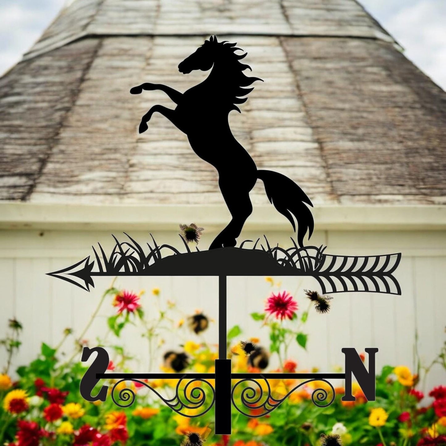 Metal Rearing Horse Silhouette Weathervane – 65 x 34 x 29 CM | Decorative Outdoor Wind Vane for Garden, Roof, Fence & Shed