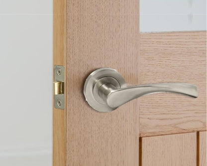 Epsom Door Handle Internal Satin Nickel Twist Door Handle Set, Interior Latch Lever on Rose, Door Latch Satin, Door Handle Latch, Bedroom, Front Door Pair (1 Pair of Handles + Tubular Latch)