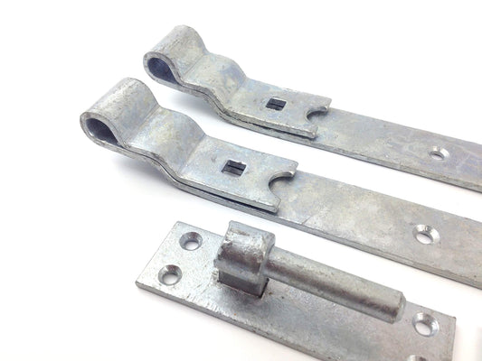 Wyre Direct Gate Hinges Cranked Hinges Design, Gate Hinges for Wooden Gates - Heavy Duty Stable Door Hinges, Hook and Band Gate Hinges for Secure Fittings - Galvanised Gate Hinges 400mm (16") 1Pair