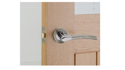 Epsom Door Handle Internal Chrome & Satin Duo Door Handles with Lock and Key - Bathroom Door Handles with Lock, Door Sets 6 Pairs, Lever on Rose Door Handle with Tubular Latch Diameter Approx 52mm
