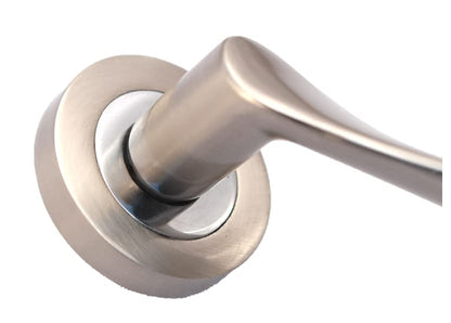 Epsom Door Handle Internal Chrome & Satin Duo Twist Door Handle Set, Interior Latch Lever on Rose, Door Latch Chrome, Door Handle Latch, Privacy Lockable Handle for Bathroom, Bedroom, Front Door