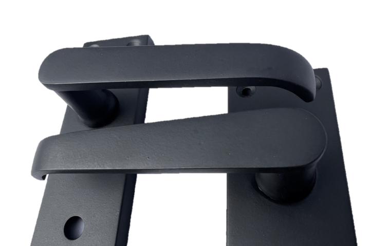 Victorian Straight Matt Black Bathroom Interior Door Handles+Bathroom SASH Lock2